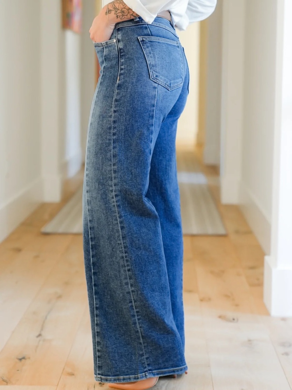 Risen High Rise Wide Leg Seam Front Jeans by Freckled Poppy sz 9